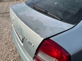 bontott SKODA OCTAVIA II Csomagtérajtó (Üres lemez)