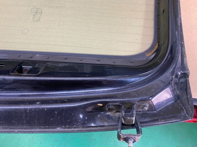 bontott SKODA OCTAVIA II Csomagtérajtó (Üres lemez)