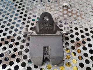 bontott SKODA OCTAVIA II Csomagtérajtó Zárszerkezet