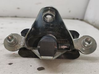 bontott SKODA OCTAVIA II Csomagtérajtó Zárszerkezet