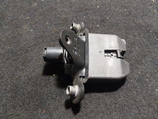 bontott SKODA OCTAVIA II Csomagtérajtó Zárszerkezet