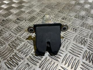 bontott SKODA OCTAVIA II Csomagtérajtó Zárszerkezet