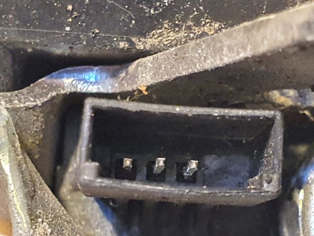 bontott SKODA OCTAVIA II Csomagtérajtó Zárszerkezet