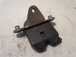 bontott SKODA OCTAVIA II Csomagtérajtó Zárszerkezet