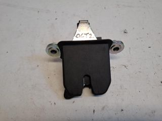 bontott SKODA OCTAVIA II Csomagtérajtó Zárszerkezet