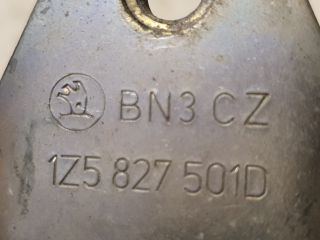 bontott SKODA OCTAVIA II Csomagtérajtó Zárszerkezet