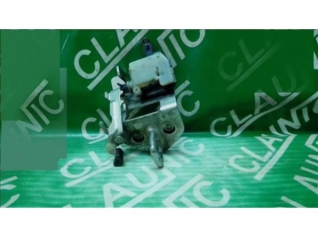 bontott SKODA OCTAVIA II Csomagtérajtó Zárszerkezet