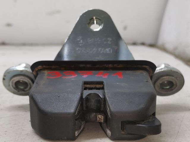 bontott SKODA OCTAVIA II Csomagtérajtó Zárszerkezet