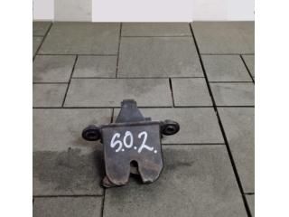 bontott SKODA OCTAVIA II Csomagtérajtó Zárszerkezet