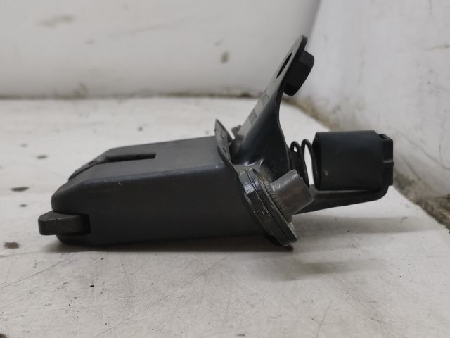 bontott SKODA OCTAVIA II Csomagtérajtó Zárszerkezet