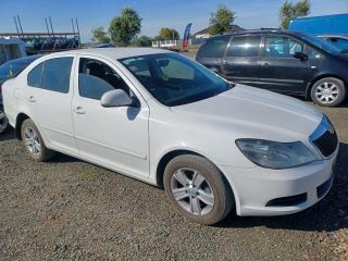 bontott SKODA OCTAVIA II Csomagtérajtó Zárszerkezet