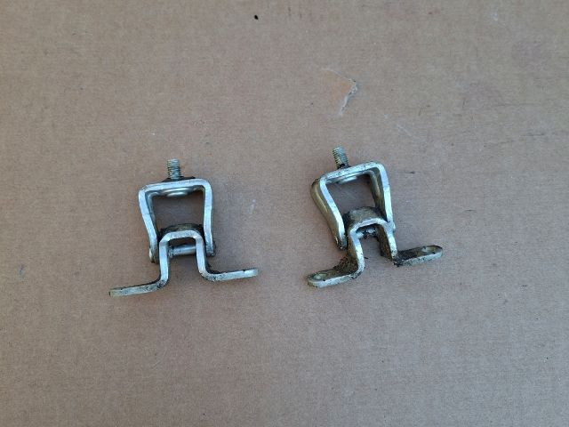 bontott SKODA OCTAVIA II Csomagtérajtó Zsanér