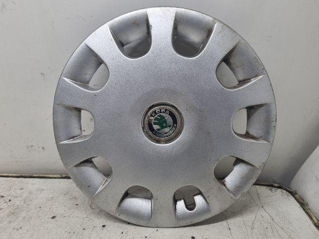 bontott SKODA OCTAVIA II Dísztárcsa (1 db)
