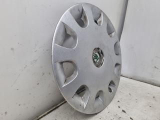 bontott SKODA OCTAVIA II Dísztárcsa (1 db)