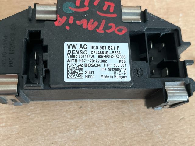 bontott SKODA OCTAVIA II Előtét Ellenállás Fűtőmotor