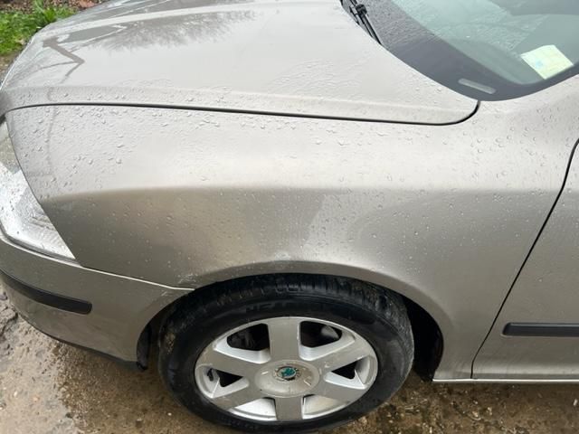 bontott SKODA OCTAVIA II Első Ablakmosó Szivattyú