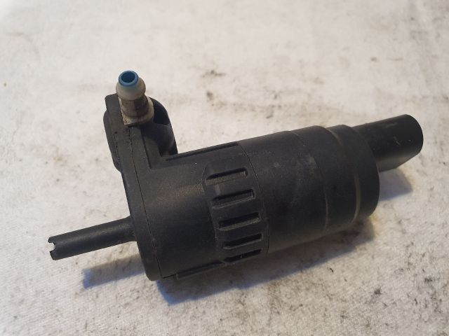 bontott SKODA OCTAVIA II Első Ablakmosó Szivattyú