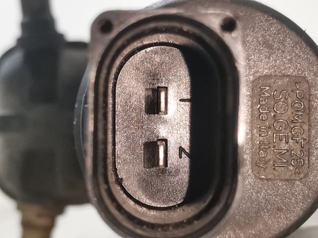 bontott SKODA OCTAVIA II Első Ablakmosó Szivattyú