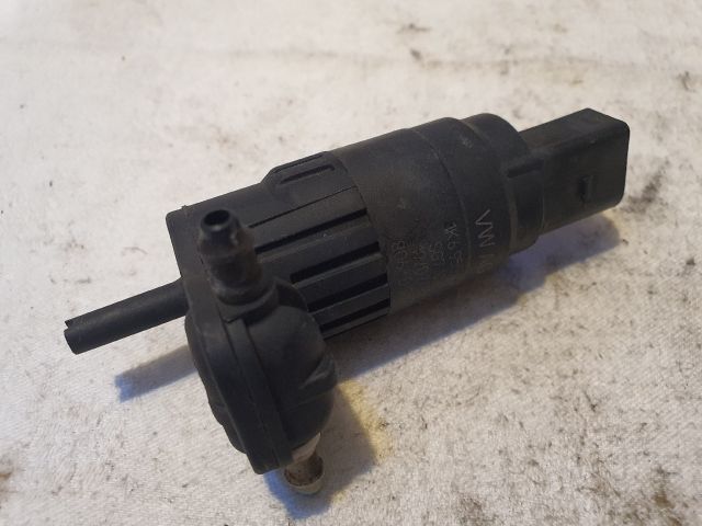 bontott SKODA OCTAVIA II Első Ablakmosó Szivattyú