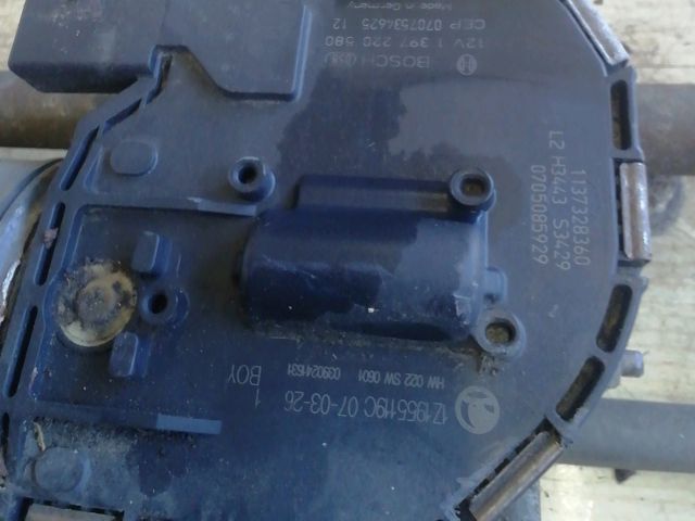 bontott SKODA OCTAVIA II Első Ablaktörlő Szerkezet Motorral