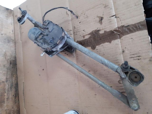 bontott SKODA OCTAVIA II Első Ablaktörlő Szerkezet Motorral