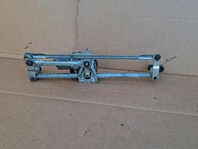 bontott SKODA OCTAVIA II Első Ablaktörlő Szerkezet Motorral