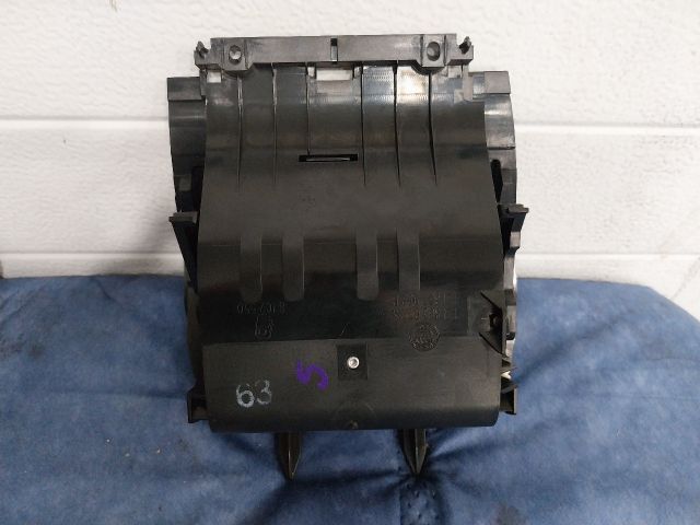 bontott SKODA OCTAVIA II Első Hamutartó