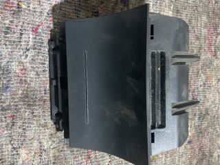 bontott SKODA OCTAVIA II Első Hamutartó