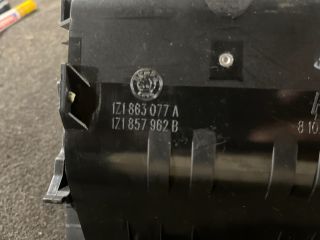 bontott SKODA OCTAVIA II Első Hamutartó