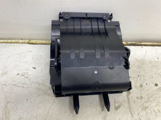 bontott SKODA OCTAVIA II Első Hamutartó