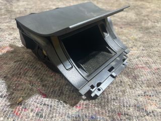 bontott SKODA OCTAVIA II Első Hamutartó