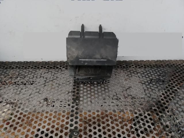 bontott SKODA OCTAVIA II Első Hamutartó