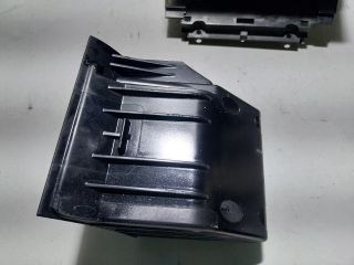 bontott SKODA OCTAVIA II Első Hamutartó