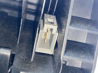 bontott SKODA OCTAVIA II Első Hamutartó