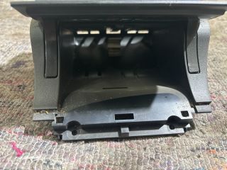 bontott SKODA OCTAVIA II Első Hamutartó