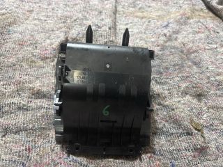 bontott SKODA OCTAVIA II Első Hamutartó