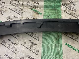 bontott SKODA OCTAVIA II Első Lökhárító Alsó Középső Díszrács