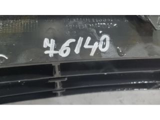 bontott SKODA OCTAVIA II Első Lökhárító Alsó Középső Díszrács