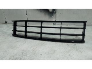 bontott SKODA OCTAVIA II Első Lökhárító Alsó Középső Díszrács