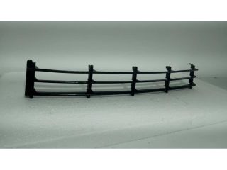 bontott SKODA OCTAVIA II Első Lökhárító Alsó Középső Díszrács