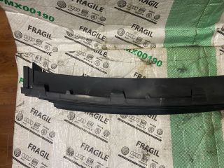 bontott SKODA OCTAVIA II Első Lökhárító Alsó Középső Díszrács