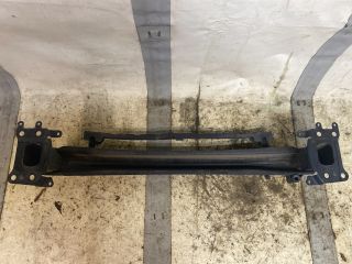 bontott SKODA OCTAVIA II Első Lökhárító Merevítő (Fém)