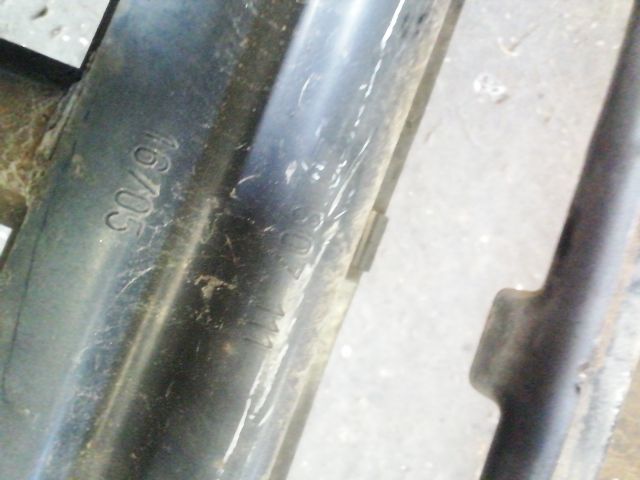 bontott SKODA OCTAVIA II Első Lökhárító Merevítő (Fém)