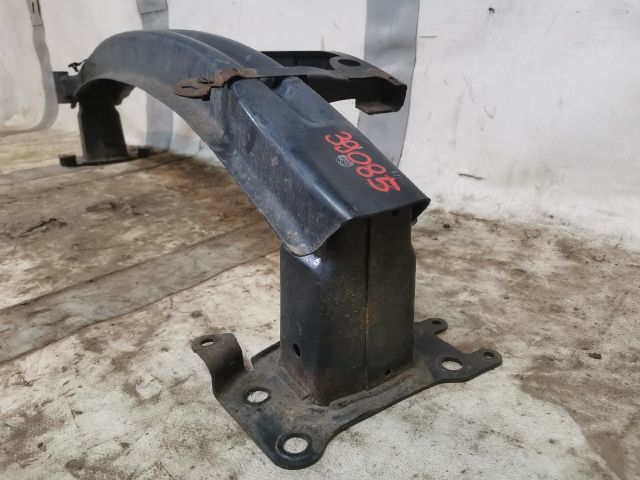 bontott SKODA OCTAVIA II Első Lökhárító Merevítő (Fém)