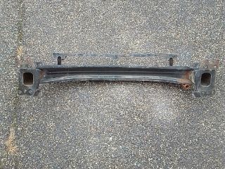 bontott SKODA OCTAVIA II Első Lökhárító Merevítő (Fém)