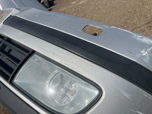 bontott SKODA OCTAVIA II Első Lökhárító (Részeivel)