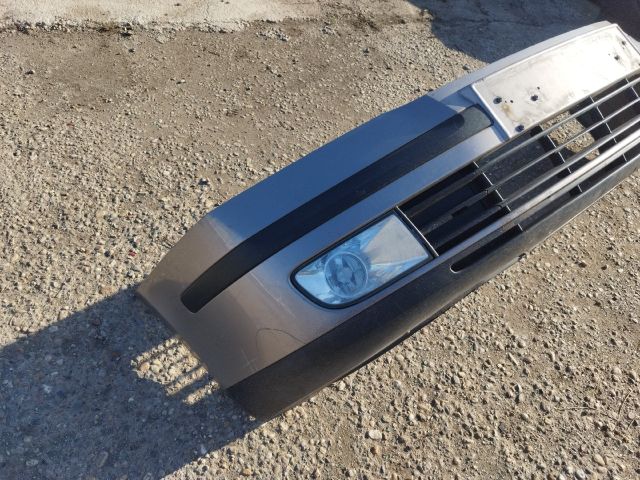 bontott SKODA OCTAVIA II Első Lökhárító (Részeivel)