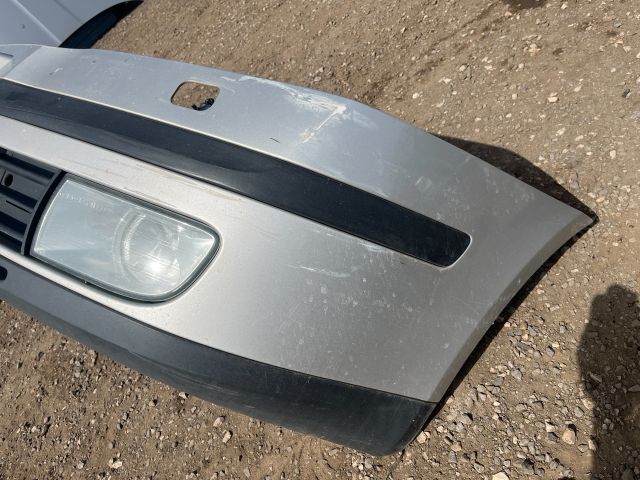 bontott SKODA OCTAVIA II Első Lökhárító (Részeivel)