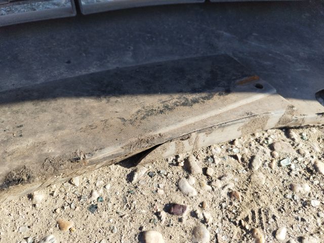 bontott SKODA OCTAVIA II Első Lökhárító (Részeivel)