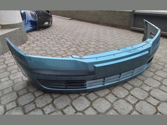 bontott SKODA OCTAVIA II Első Lökhárító (Részeivel)